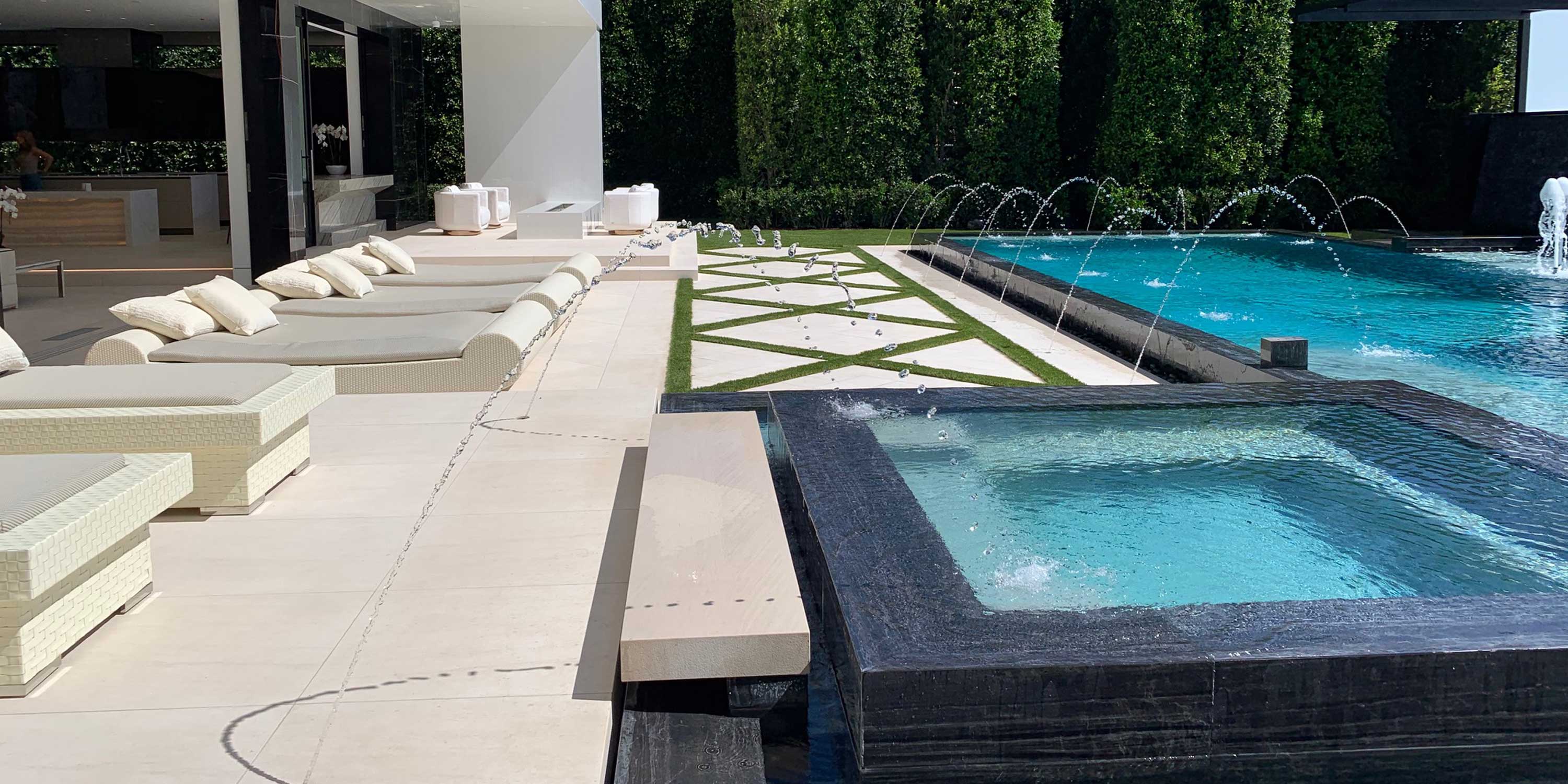 Backyard pool, AUDIOVISIONS work