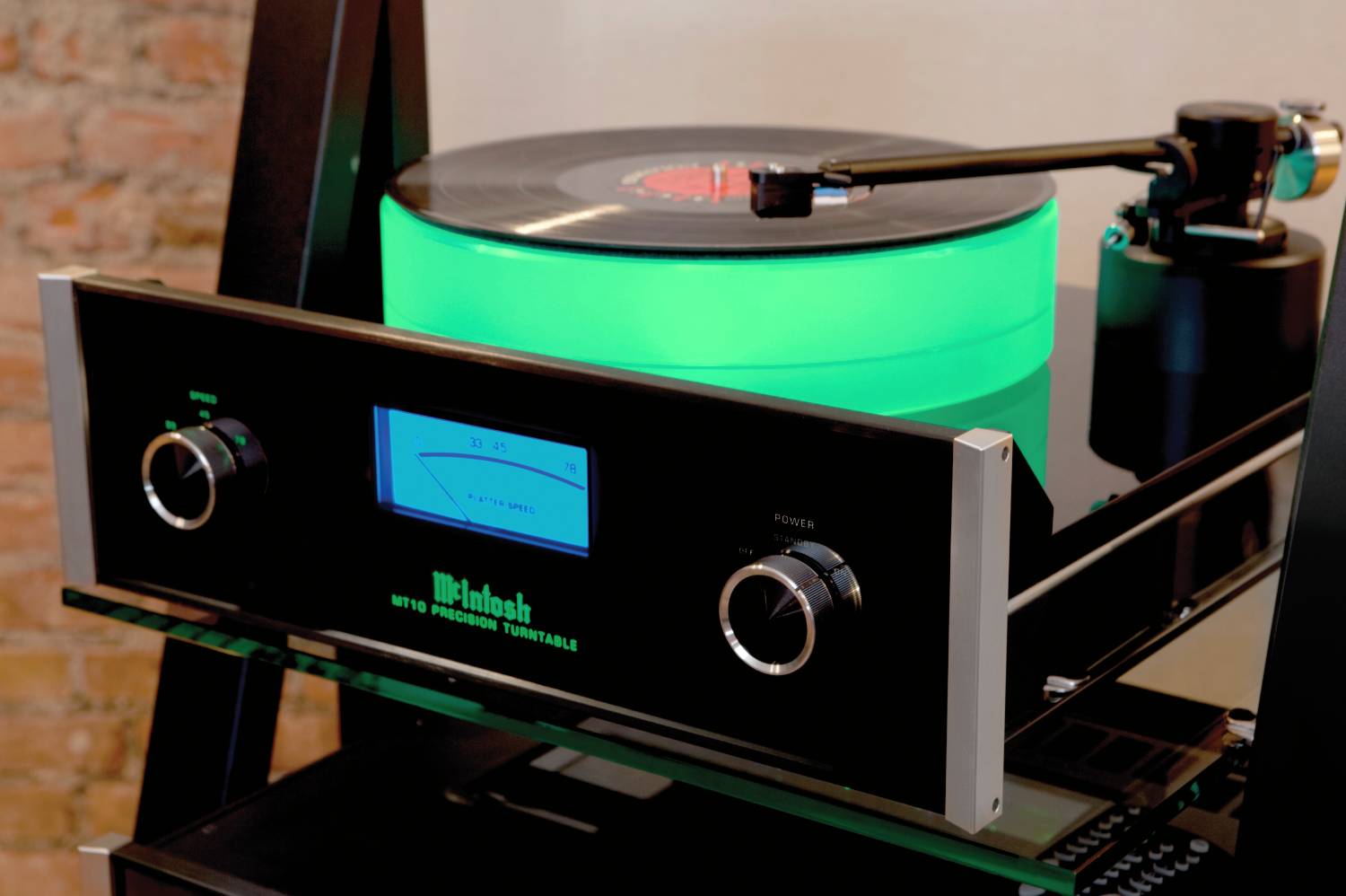 McIntosh MTI100 turntable in black with blue screen